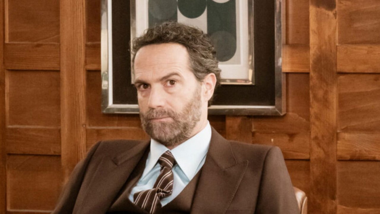 Luciano La Rosa è interpretato da  Fausto Maria Sciarappa