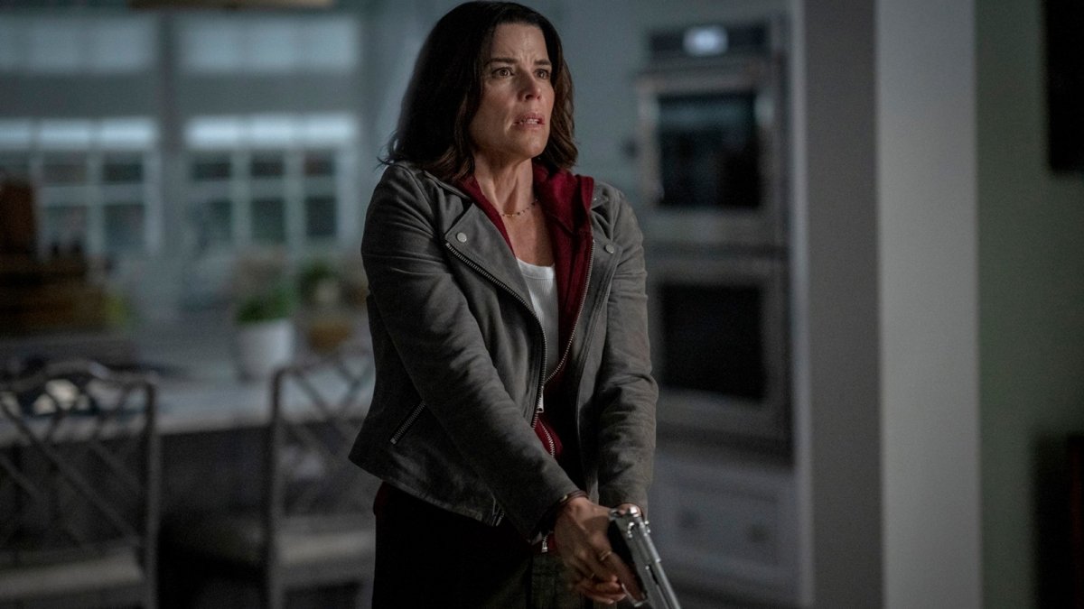 scream 7 sydney affronta ghostface nel trailer del super bowl