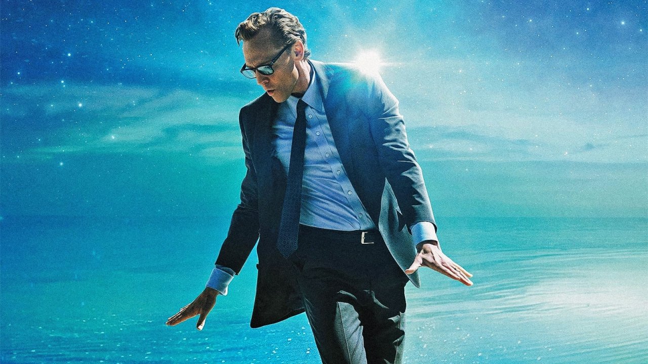 Tom Hiddleston in The Life of Chuck