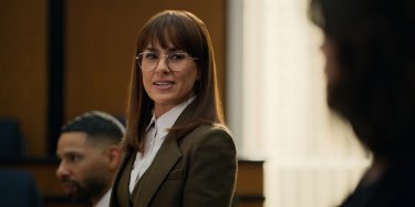 Avvocato Di Difesa Constance Zimmer Scena Quarta Stagione Serie Tv Netflix