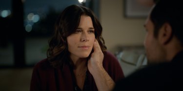 Avvocato Di Difesa Neve Campbell Scena Quarta Stagione Serie Tv Netflix