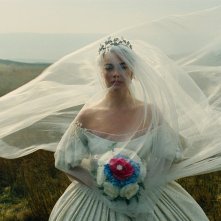 Cime tempestose: Margot Robbie in abito da sposa
