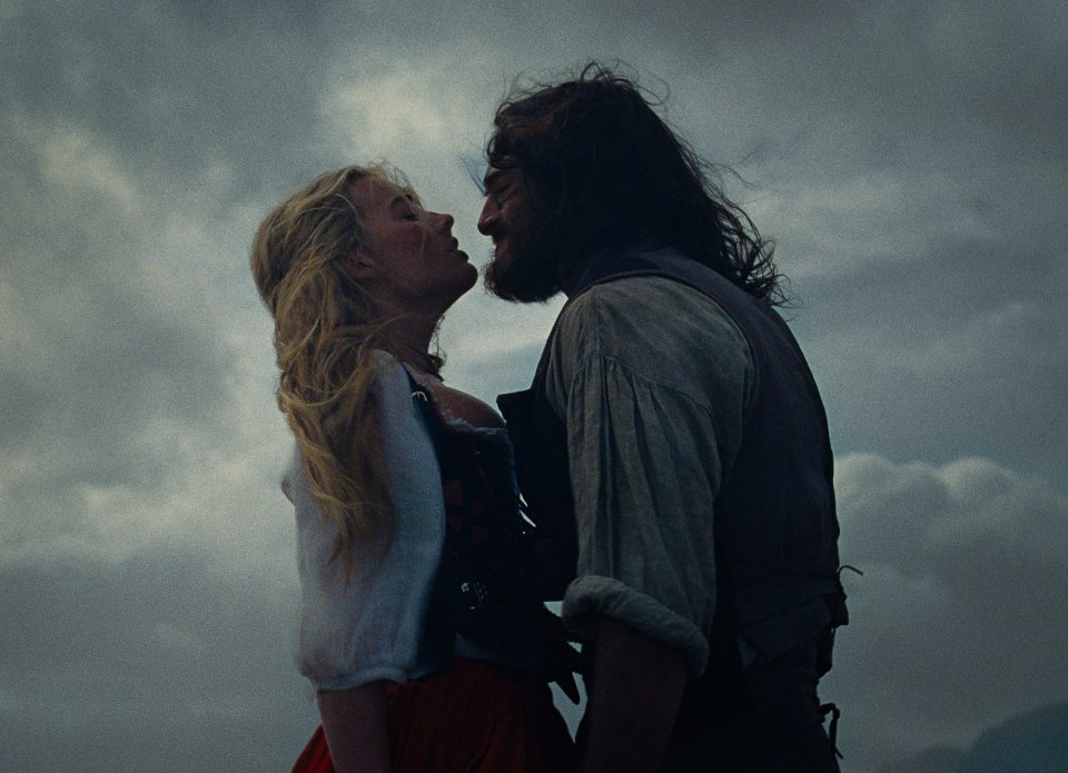 Cime Tempestose  Margot Robbie Jacob Elordi Scena