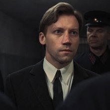 Due procuratori: Alexander Kuznetsov in un frame