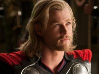 Chris Hemsworth racconta l'esordio come Thor: 'Mi sentivo stupido e avevo attacchi di panico'