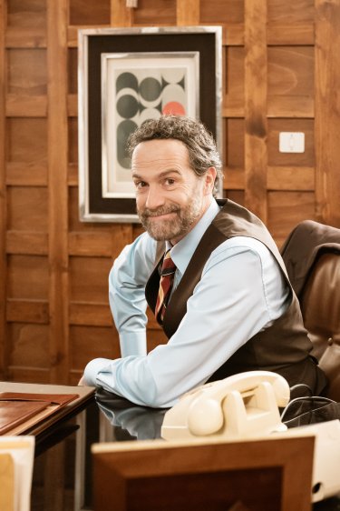 Cuori Fausto Maria Sciarappa Scena Sorriso Terza Stagione Serie Tv Rai