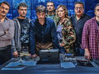 L'invisibile, recensione: la cattura di Matteo Messina Denaro da un nuovo punto di vista