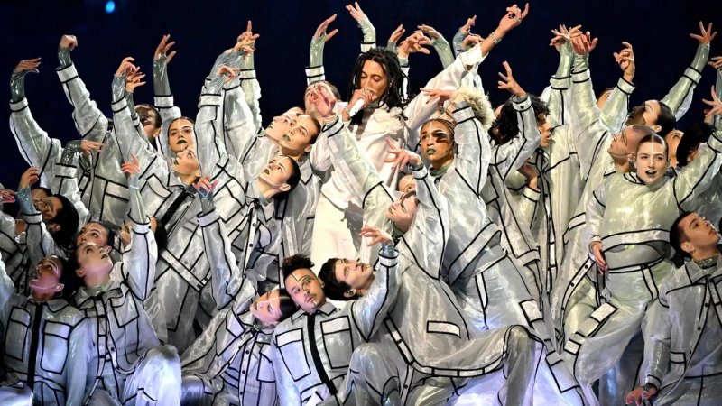 Ghali risponde su Instagram alle polemiche di Milano-Cortina 2026 e arriva il commento di Amadeus