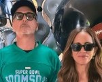 Robert Downey Jr. conquista il Super Bowl con una maglietta di Doctor Doom: diventa virale il 'Team Green'