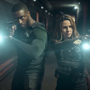 Aldis Hodge e Alona Tal partner in crime nei nuovi episodi