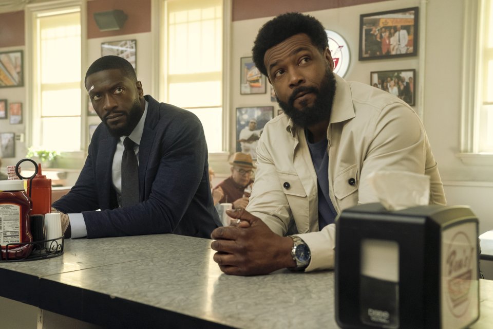 Alex Cross Aldis Hodge Isaiah Mustafa Scena Seconda Stagione Serie Tv Prime Video