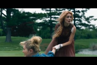 Ready Or Not 2: Here I Come - Nuovo trailer del sequel horror con Samara Weaving e Kathryn Newton