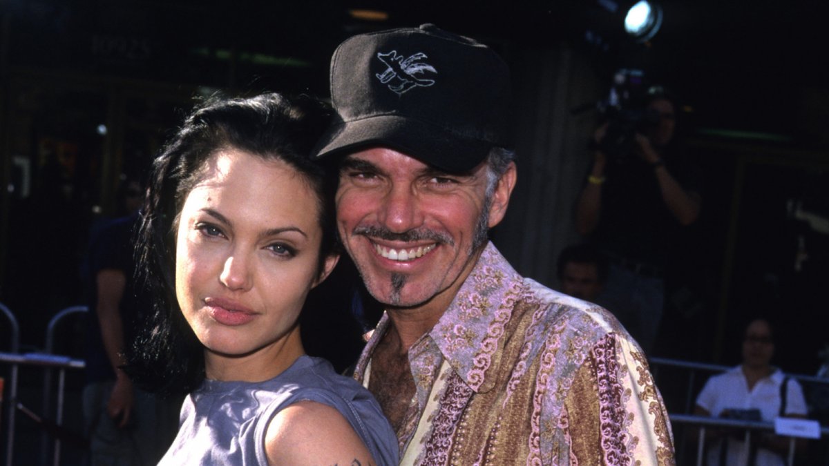 Billy Bob Thornton bevve davvero il sangue di Angelina Jolie? La verità dietro il rumor
