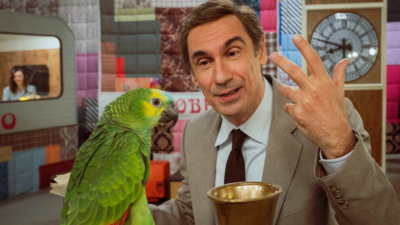 Portobello, recensione: l'odissea kafkiana di Tortora rivive nella strepitosa opera di Bellocchio