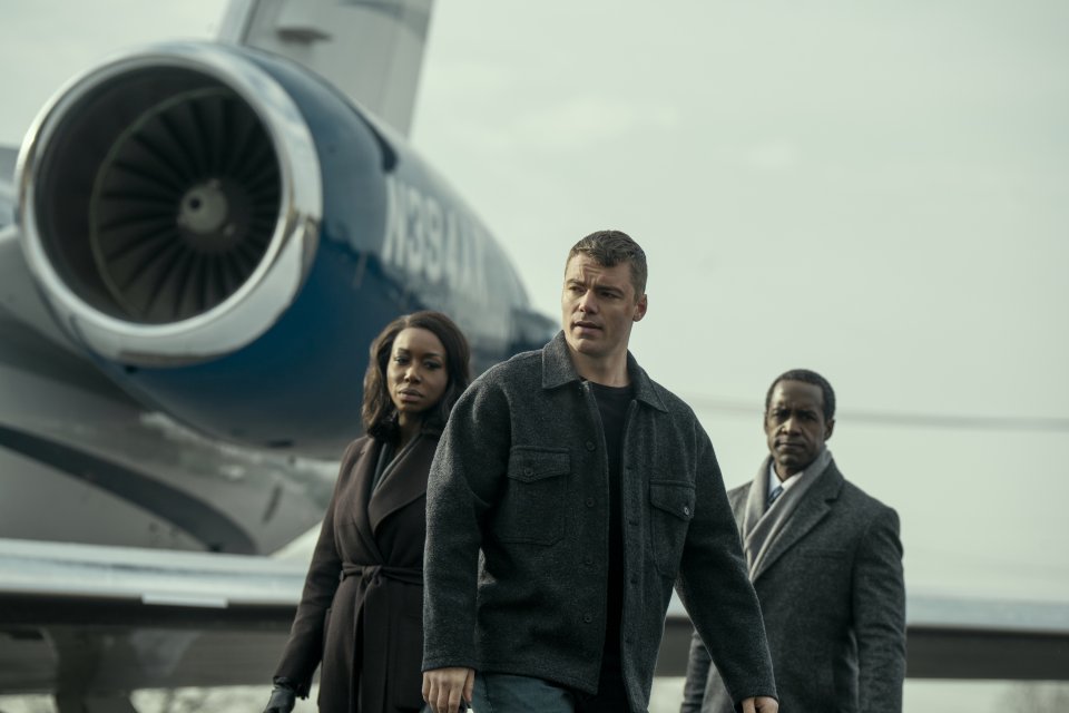 The Night Agent Gabriel Basso Amanda Warren Albert Jones Foto Terza Stagione Serie Tv Netflix