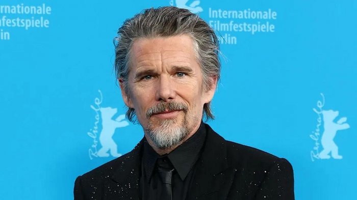 Ethan Hawke sulla polemica di Berlino: 'Politica? Non conterei su artisti ubriachi col jet lag'