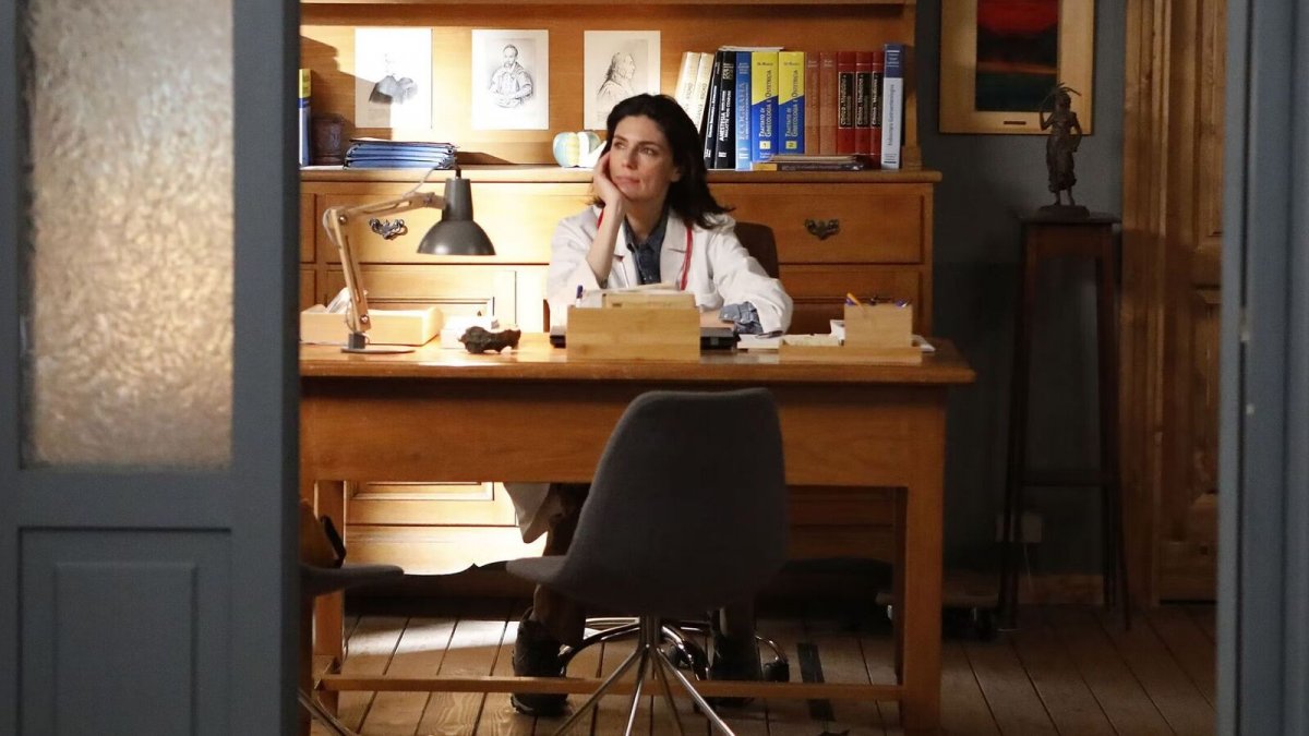 Una nuova vita con Anna Valle, il finale stasera su Canale 5: chi ha ucciso Leonardo?