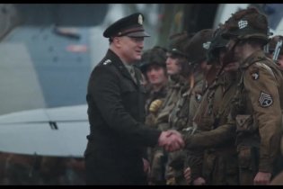 Pressure - Trailer del war movie con Brendan Fraser e Andrew Scott
