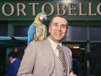 Portobello, la storia vera di Enzo Tortora che ha ispirato la serie di Marco Bellocchio