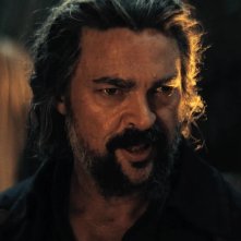 The Bluff: Karl Urban in un primo piano