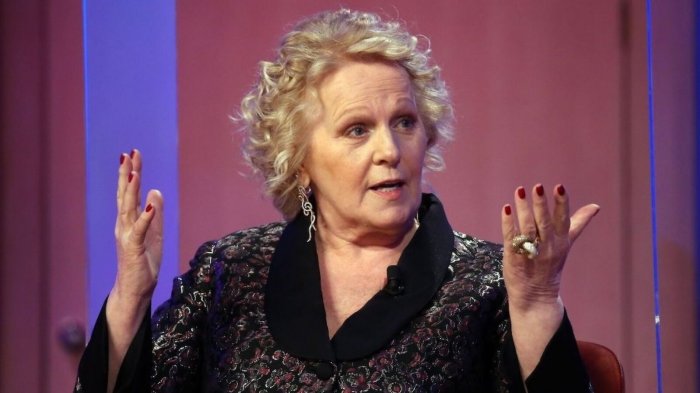 Sanremo 2026, Katia Ricciarelli furiosa con Carlo Conti: '18 anni con Baudo non contano nulla'