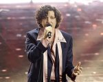 Ermal Meta a Sanremo 2026 con un nome 'misterioso' sulla camicia: è legato a Gaza