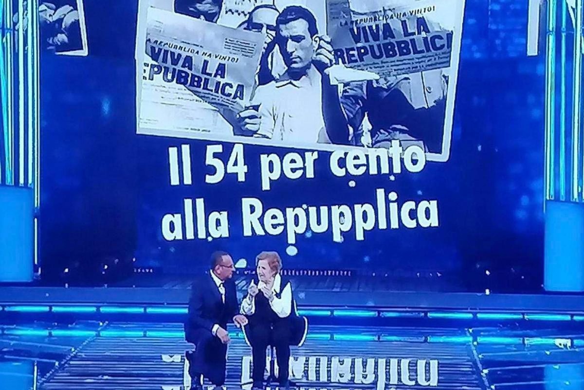 la gaffe repupplica a sanremo 2026 non era la prima volta dove era comparso il refuso da Movieplayer.it la gaffe repupplica a sanremo 2026 non era la prima volta dove era comparso il refuso