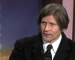 Crispin Glover denunciato dalla ex: 'Tenuta prigioniera come schiava sessuale'