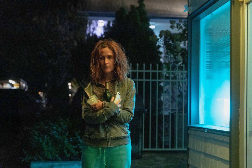 Se Solo Potessi Ti Prenderei A Calci Rose Byrne Photo By Logan White Courtesy Of A24