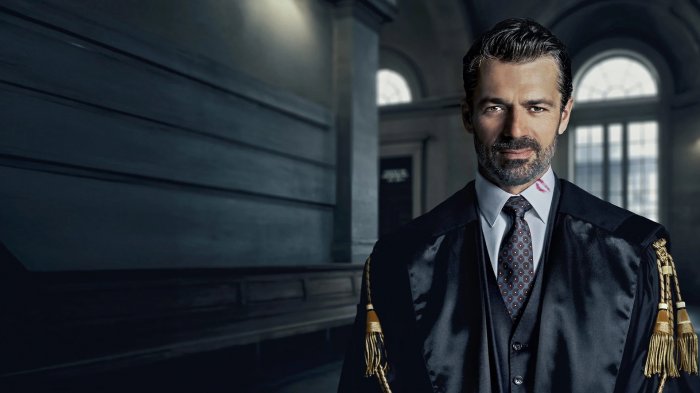 Avvocato Ligas, la recensione: Luca Argentero in una serie dal piglio internazionale