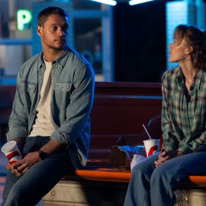 Reminders of Him - La parte migliore di te: Maika Monroe, Tyriq Withers in un'immagine