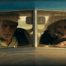 La Sposa!: Christian Bale e Jessie Buckley in una sequenza