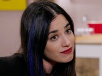 Un Posto al Sole, anticipazioni 5 marzo: un uomo misterioso sulle tracce di Manuela e Micaela