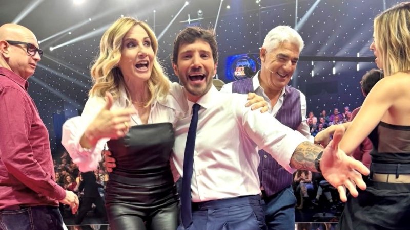 Ascolti TV 4 marzo: Rai 2 vince con Stasera Tutto è Possibile, male Cocciante e Vanina