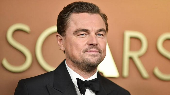 Leonardo DiCaprio baffuto e panciuto per Scorsese nelle prime foto di What Happens at Night