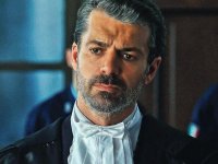 Avvocato Ligas, intervista a Luca Argentero: 'Sul set è importante giocare di squadra'