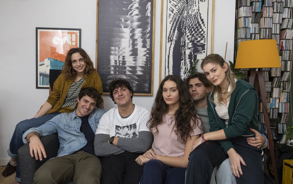 Alice Lupparelli Tommaso Cassissa Adriano Moretti Alice Maselli Aleandro Falciglia Bea Barret