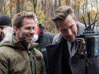 Zack Snyder risponde a James Gunn pubblicando una nuova foto dal suo Justice League