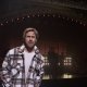 Ryan Gosling appare a sorpresa al SNL per presentare Harry Styles