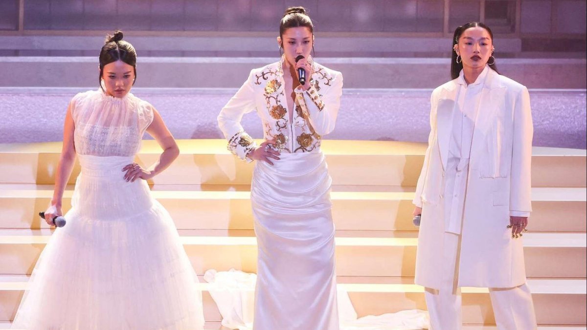 kpop demon hunters performance da urlo agli oscar 2026 con golden ma il discorso viene interrotto