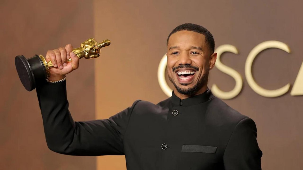 Michael B. Jordan con il premio Oscar come miglior attore protagonista
