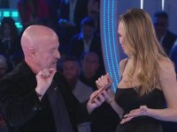 Grande Fratello Vip 8, Marco Berry e la domanda scomoda su Paolo Del Debbio: scatta la censura