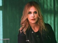 Roberta Bruzzone accusata di stalking: minacce, fake e insulti contro la collega Sionis