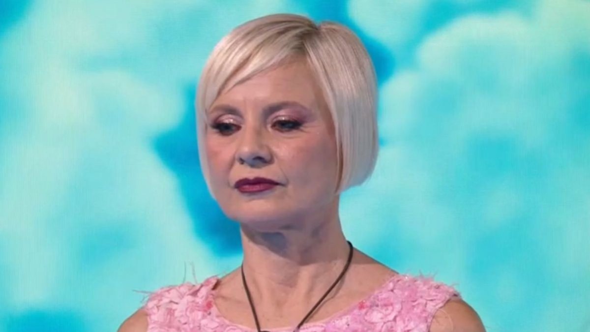 Sondaggi del GFVìp 8 seconda puntata, chi è la preferita tra Antonella Elia e Adriana Volpe Sondaggi del GFVìp 8 seconda puntata, chi è la preferita tra Antonella Elia e Adriana Volpe