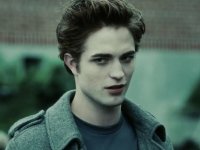 Robert Pattinson: 'Ora che l'isteria si è placata, ripenso a Twilight con affetto'