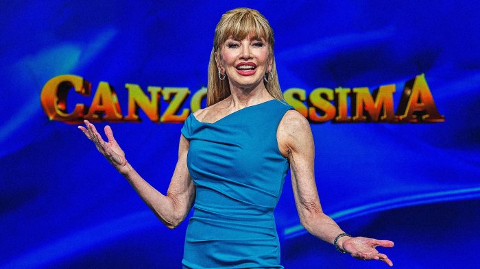 Canzonissima, Milly Carlucci e le 'maledette primavere' alla ricerca di un sabato sera di successo