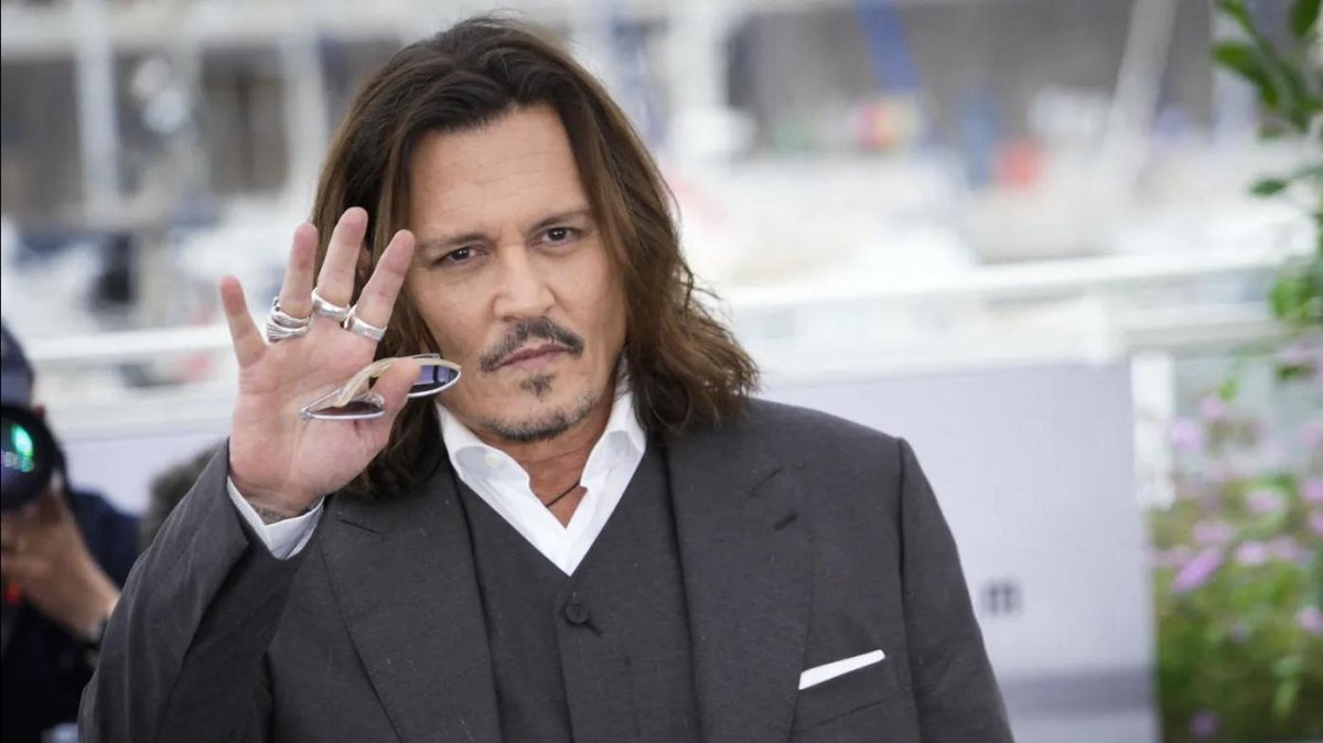 johnny depp sta girando un misterioso horror in inghilterra
