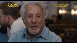 Tuner - L'accordatore - Trailer italiano del film con Leo Woodall e Dustin Hoffman