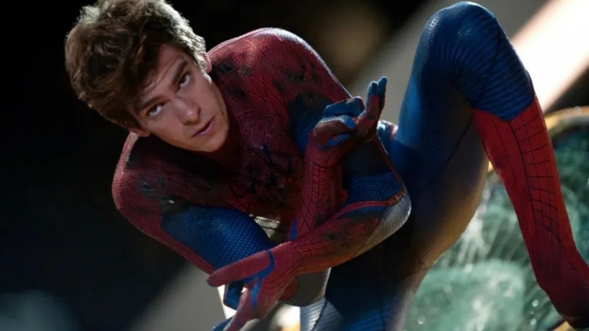 andrew garfield rivela chi sarebbe l attrice perfetta per il ruolo di spider gwen da Movieplayer.it andrew garfield rivela chi sarebbe l attrice perfetta per il ruolo di spider gwen