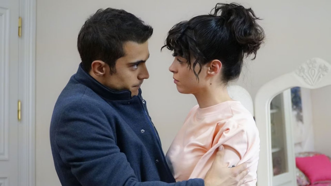 Forbidden Fruit, anticipazioni 29 marzo: Ender fa incontrare Yigit e Lila